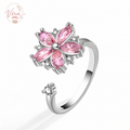 Giro Sereno – Anillo Giratorio Antiestrés, Flor de Cerezo Ajustable